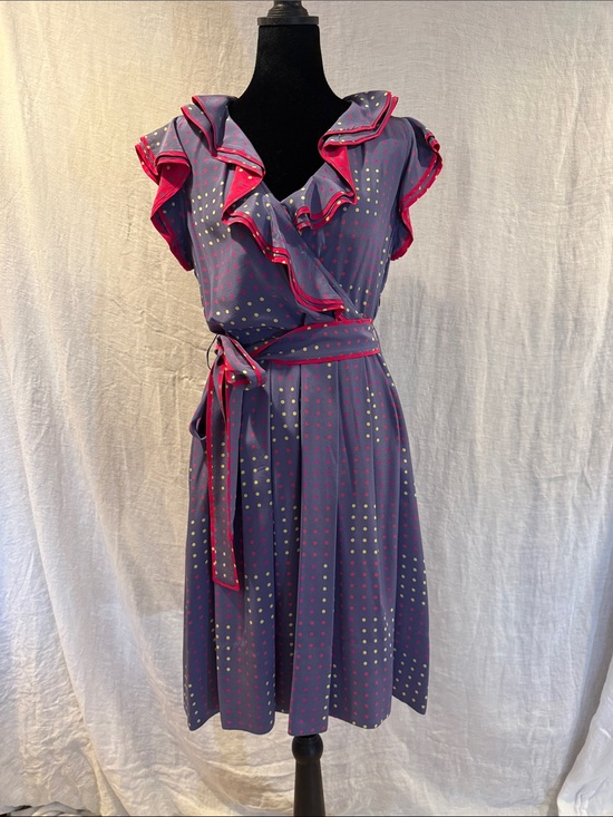 Marc By Marc Jacobs Dresses & Skirts - Marc by Marc Jacobs Purple Polka Dot Silk Wrap Dress with Pink Trim size 8